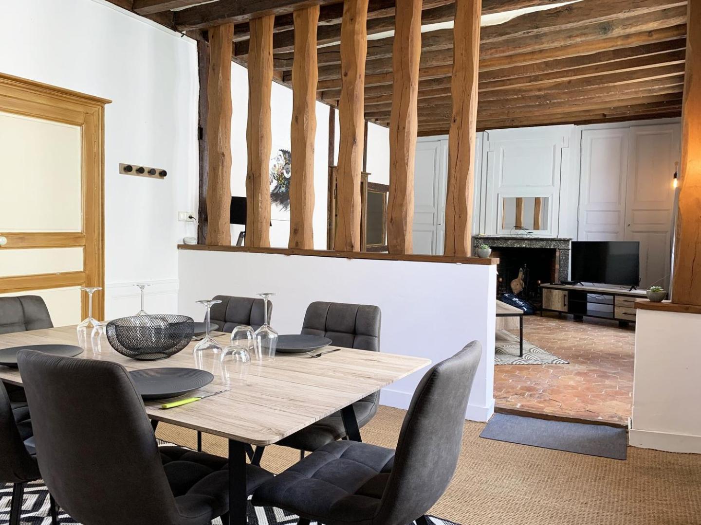 Le Clocher- Appartement Dans Le Coeur De Ville Chartres Bagian luar foto