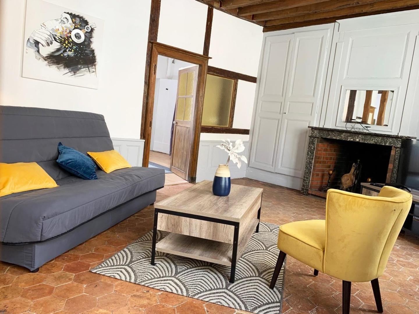 Le Clocher- Appartement Dans Le Coeur De Ville Chartres Bagian luar foto